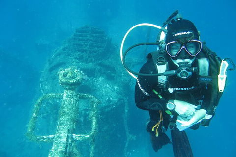 PADI Open Water Course - Accommodation Noosa 0