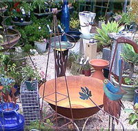 Leaf  Stone Garden Gallery - Accommodation Noosa