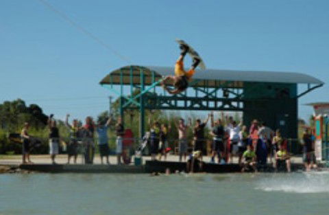 Cable Ski Cairns - Accommodation Noosa 0