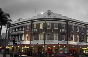 Crows Nest Hotel - Accommodation Noosa 0