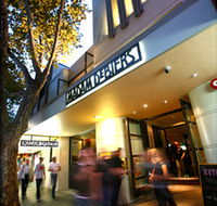 Madam De Biers Hotel Bar - Accommodation Noosa