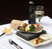 Strathmore Hotel - Accommodation Noosa