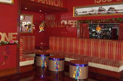 Crows Nest Hotel - Accommodation Noosa 2