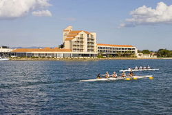 Lakes Resort Hotel - Accommodation Noosa 3