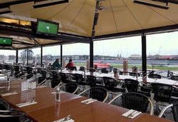 Birkenhead Tavern - Accommodation Noosa 3