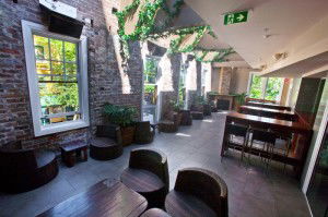 Madison Hotel Central - Accommodation Noosa 2