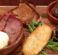 Pino's Pizzeria Restaurant - Accommodation Noosa