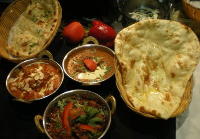 Tandoor & Curry Hut Indian Restaurant - Accommodation Noosa 0