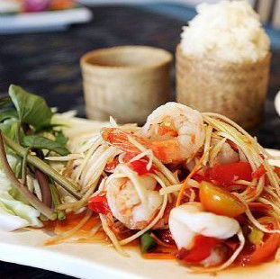 Zab Isan - Accommodation Noosa 0