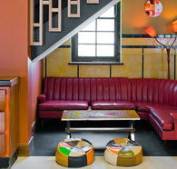 Royal Sovereign Hotel - Accommodation Noosa