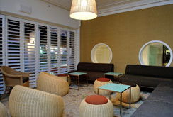 Dolphin Hotel - Accommodation Noosa 0