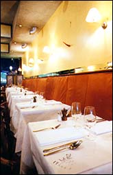 Racecourse Hotel - Accommodation Noosa 1