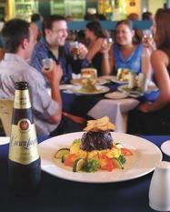 Star & Garter Hotel - Accommodation Noosa 3
