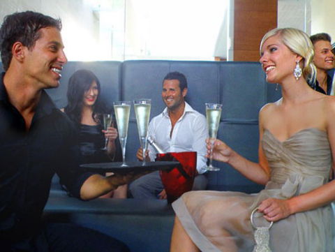 The Junction Hotel - Accommodation Noosa 0