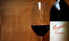 The Junction Hotel - Accommodation Noosa 3