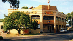 Royal Hotel Drouin - Accommodation Noosa
