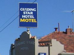 Guiding Star Hotel - Accommodation Noosa 1