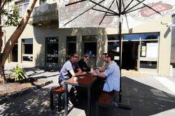 Town Hall Hotel - Accommodation Noosa 1