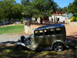 Jarrahdale Tavern - Accommodation Noosa 1
