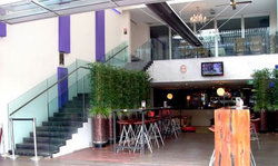 Leichhardt Hotel - Accommodation Noosa 2