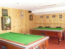 The Denman Hotel - Accommodation Noosa 2