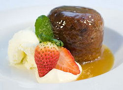 The Paradise Hotel - Accommodation Noosa 2