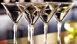 The Reef Hotel Pub - Accommodation Noosa 2