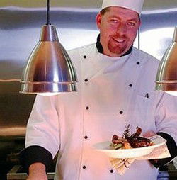 The Highway Tavern - Accommodation Noosa 2