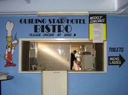 Guiding Star Hotel - Accommodation Noosa 3
