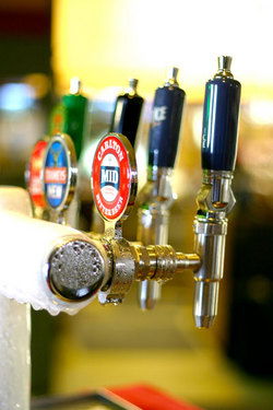 Diggers Tavern - Accommodation Noosa 3