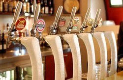 The Reef Hotel Pub - Accommodation Noosa 3