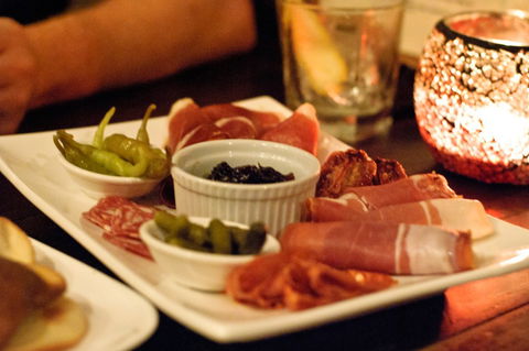 Mr Fox - Accommodation Noosa 1