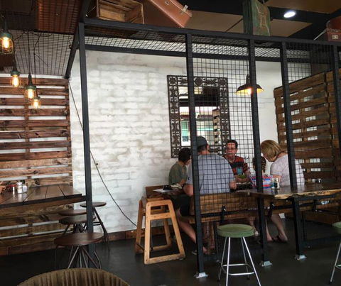 2230 Bar Restaurant - Accommodation Noosa 0