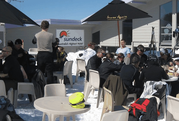 Sundeck Hotel - Accommodation Noosa 1