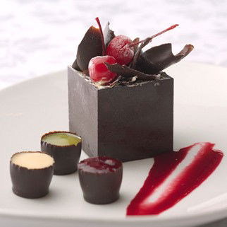 The Italian Village Restaurant - Accommodation Noosa 3