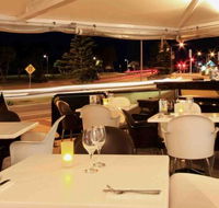 Cafe Fresh Lounge Bar  Shinsen Restaurant - Accommodation Noosa