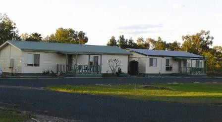 Back O' Bourke Motel - Accommodation Noosa 1