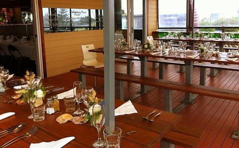 Zebra Crossing Bar & Bistro - Accommodation Noosa 2