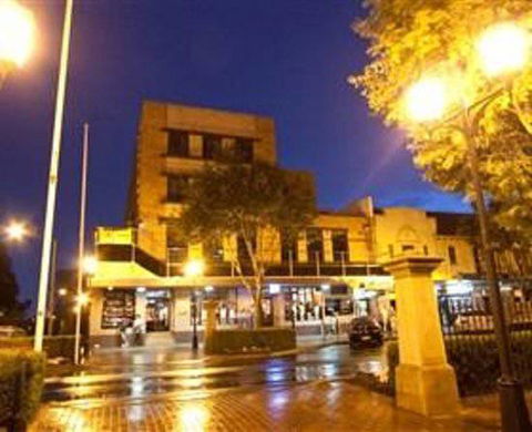 Amaroo Hotel - Accommodation Noosa 0