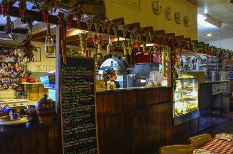 Casa Nostra Pizza & Spaghetti House - Accommodation Noosa 2