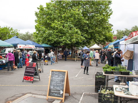 Alphington Farmers' Market - Accommodation Noosa 0