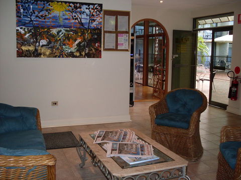 El Lago Waters Motel - Accommodation Noosa 5