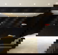 Burbury Hotel  Apartments - Accommodation Noosa