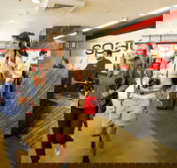 Space Hotel - Hostel - Accommodation Noosa