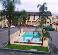 Econo Lodge Hacienda International - Accommodation Noosa