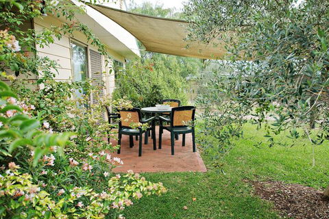 Starline Alpacas Farmstay Resort - Accommodation Noosa 2