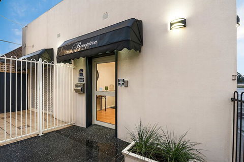 Fawkner Executive Suites & Serviced Apartments - Accommodation Noosa 3