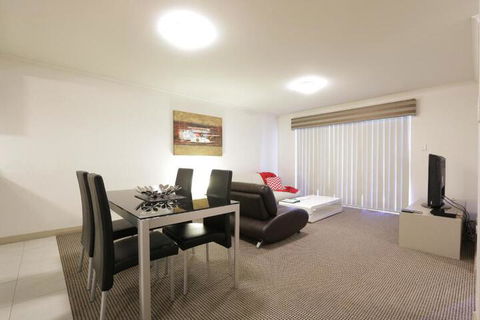 Verandah Apartments - Accommodation Noosa 1