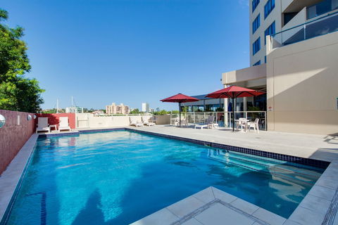 Central Dockside Apartment Hotel - Accommodation Noosa 5