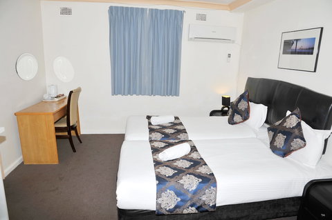 Northshore Hotel - Accommodation Noosa 6